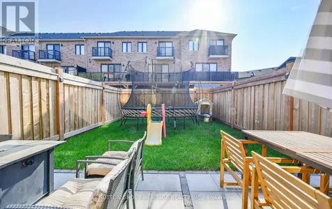 105 Dorian Drive Whitby ON L1P 0C8