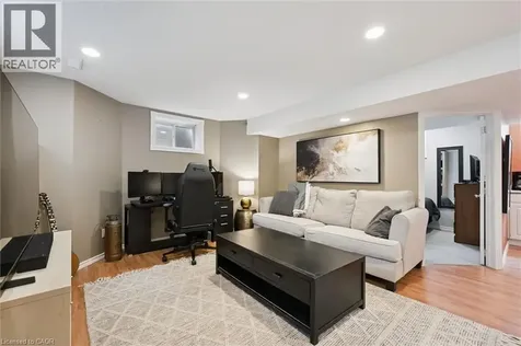 124 Gibbons Drive Fergus ON N1M 3W2