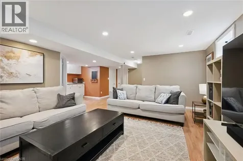 124 Gibbons Drive Fergus ON N1M 3W2