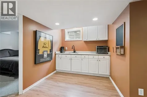 124 Gibbons Drive Fergus ON N1M 3W2