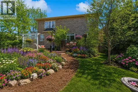 16 Westridge Drive Hamilton ON L9C 0C2