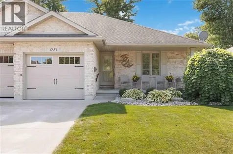 207 Cassandra Boulevard Sarnia ON N7S 0A3