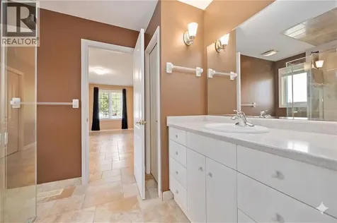 207 Cassandra Boulevard Sarnia ON N7S 0A3