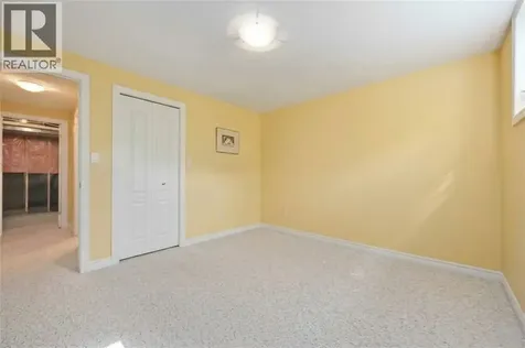 207 Cassandra Boulevard Sarnia ON N7S 0A3