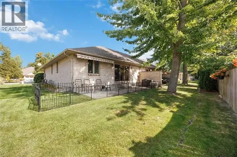 207 Cassandra Boulevard Sarnia ON N7S 0A3
