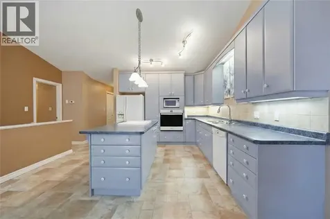 207 Cassandra Boulevard Sarnia ON N7S 0A3