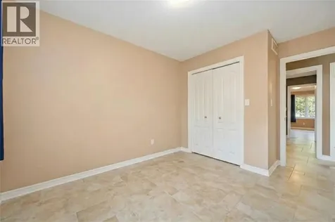 207 Cassandra Boulevard Sarnia ON N7S 0A3