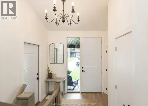 14 Clara Crescent Chatham ON N7M 0R8