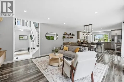 25 Shadywood Lane Cambridge ON N1R 5S2