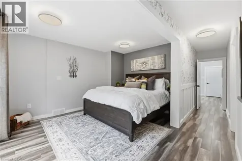 25 Shadywood Lane Cambridge ON N1R 5S2