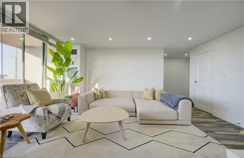 3590 Kaneff Crescent Mississauga ON L5A 3X3