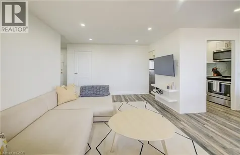 3590 Kaneff Crescent Mississauga ON L5A 3X3