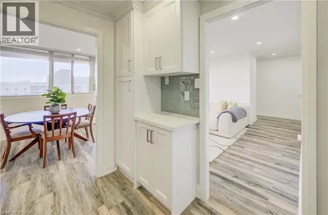 3590 Kaneff Crescent Mississauga ON L5A 3X3