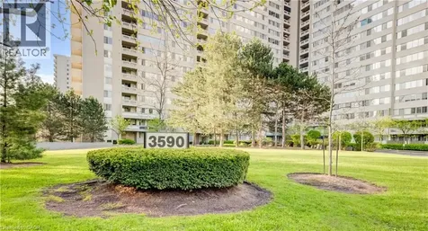 3590 Kaneff Crescent Mississauga ON L5A 3X3