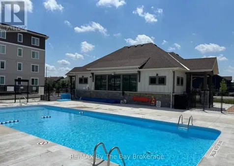 17 Spooner Crescent Collingwood ON L9Y 1T3