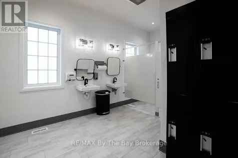 17 Spooner Crescent Collingwood ON L9Y 1T3