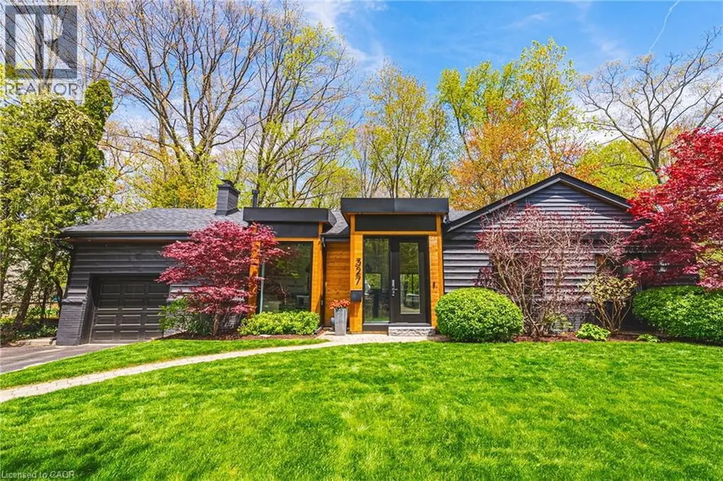 327 Goodram Drive Burlington ON L7L 2J9