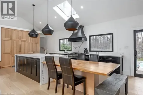 327 Goodram Drive Burlington ON L7L 2J9