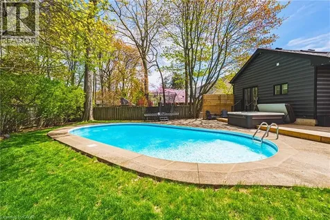 327 Goodram Drive Burlington ON L7L 2J9