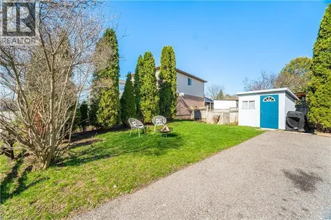 10 Ristau Crescent Kitchener ON N2E 3A8