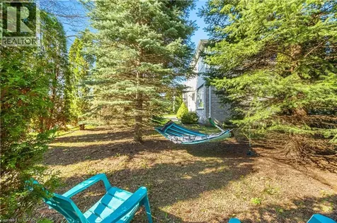 10 Ristau Crescent Kitchener ON N2E 3A8