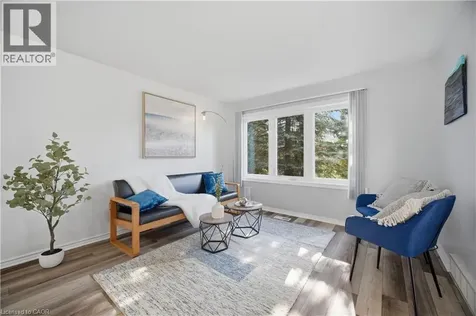 10 Ristau Crescent Kitchener ON N2E 3A8