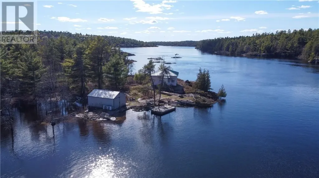 Pcl 7561 Pickerel River Killarney ON P0M 2A0