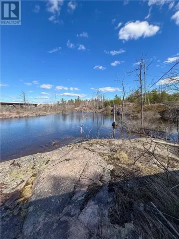 Pcl 7561 Pickerel River Killarney ON P0M 2A0