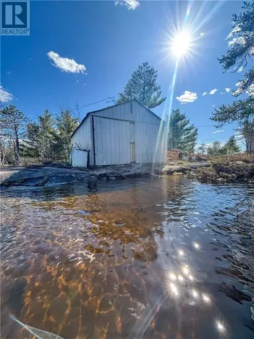 Pcl 7561 Pickerel River Killarney ON P0M 2A0