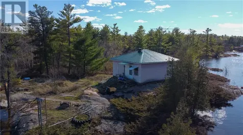 Pcl 7561 Pickerel River Killarney ON P0M 2A0