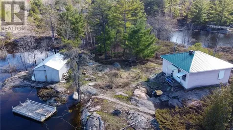 Pcl 7561 Pickerel River Killarney ON P0M 2A0