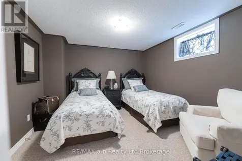 90 Weston Drive Tillsonburg ON N4G 5W9