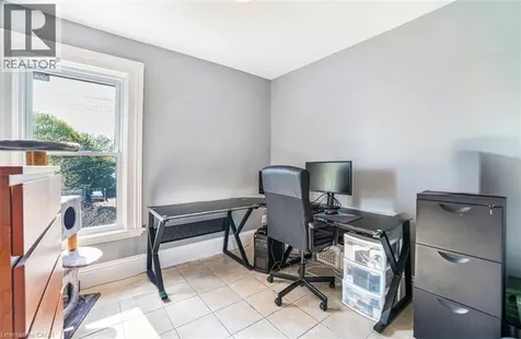 231 Dalhousie Street Brantford ON N3S 3V1