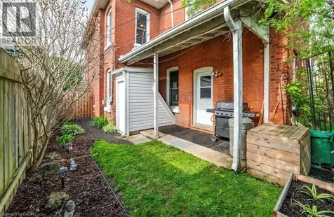 231 Dalhousie Street Brantford ON N3S 3V1
