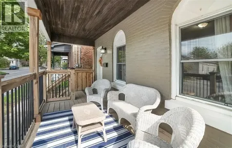 231 Dalhousie Street Brantford ON N3S 3V1