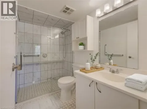 15 Hofstetter Avenue Kitchener ON N2A 3Z7