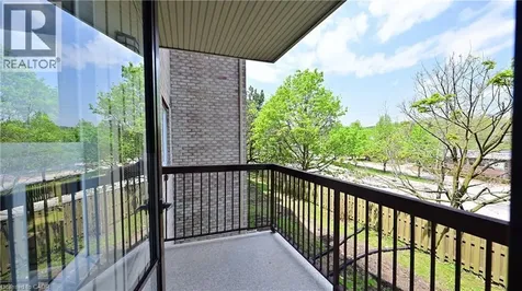 15 Hofstetter Avenue Kitchener ON N2A 3Z7