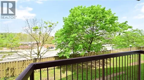 15 Hofstetter Avenue Kitchener ON N2A 3Z7