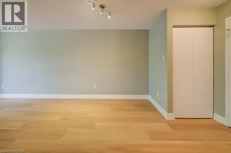 15 Hofstetter Avenue Kitchener ON N2A 3Z7