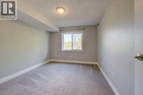 15 Hofstetter Avenue Kitchener ON N2A 3Z7