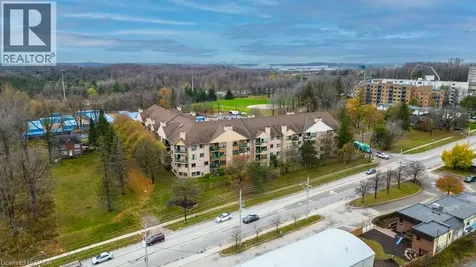 15 Hofstetter Avenue Kitchener ON N2A 3Z7