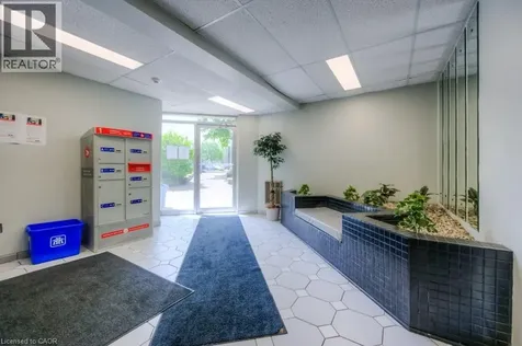 15 Hofstetter Avenue Kitchener ON N2A 3Z7