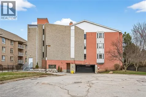6 Niagara Street Grimsby ON L3M 5A4