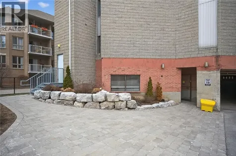 6 Niagara Street Grimsby ON L3M 5A4