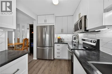 6 Niagara Street Grimsby ON L3M 5A4