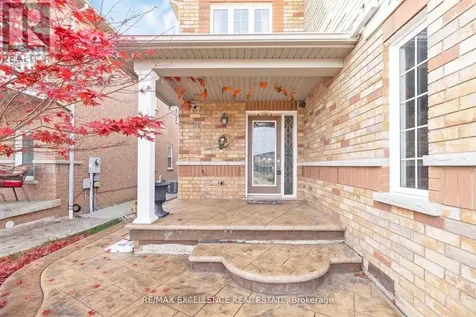 34 Snowberry Crescent South Halton Hills (Georgetown) ON L7G 6M4