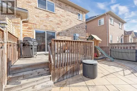 34 Snowberry Crescent South Halton Hills (Georgetown) ON L7G 6M4