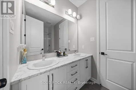 74 Ascari Road Ottawa ON K4M 0A5