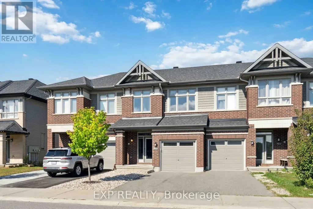 760 Carnelian Crescent Ottawa ON K1X 0A8