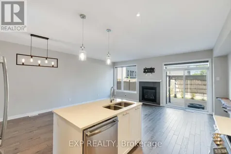 760 Carnelian Crescent Ottawa ON K1X 0A8